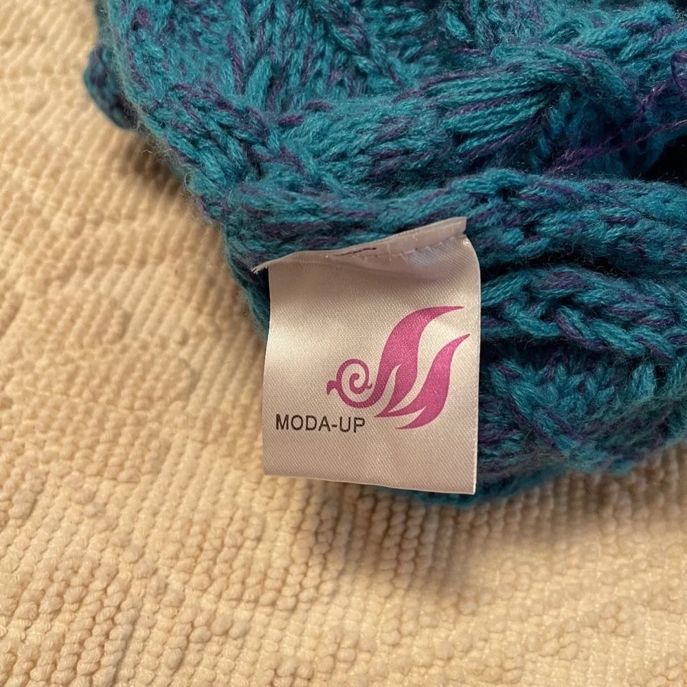 Moda-Up acrylic teal blue & purple crocheted mermaid tail blanket throw. One sz.